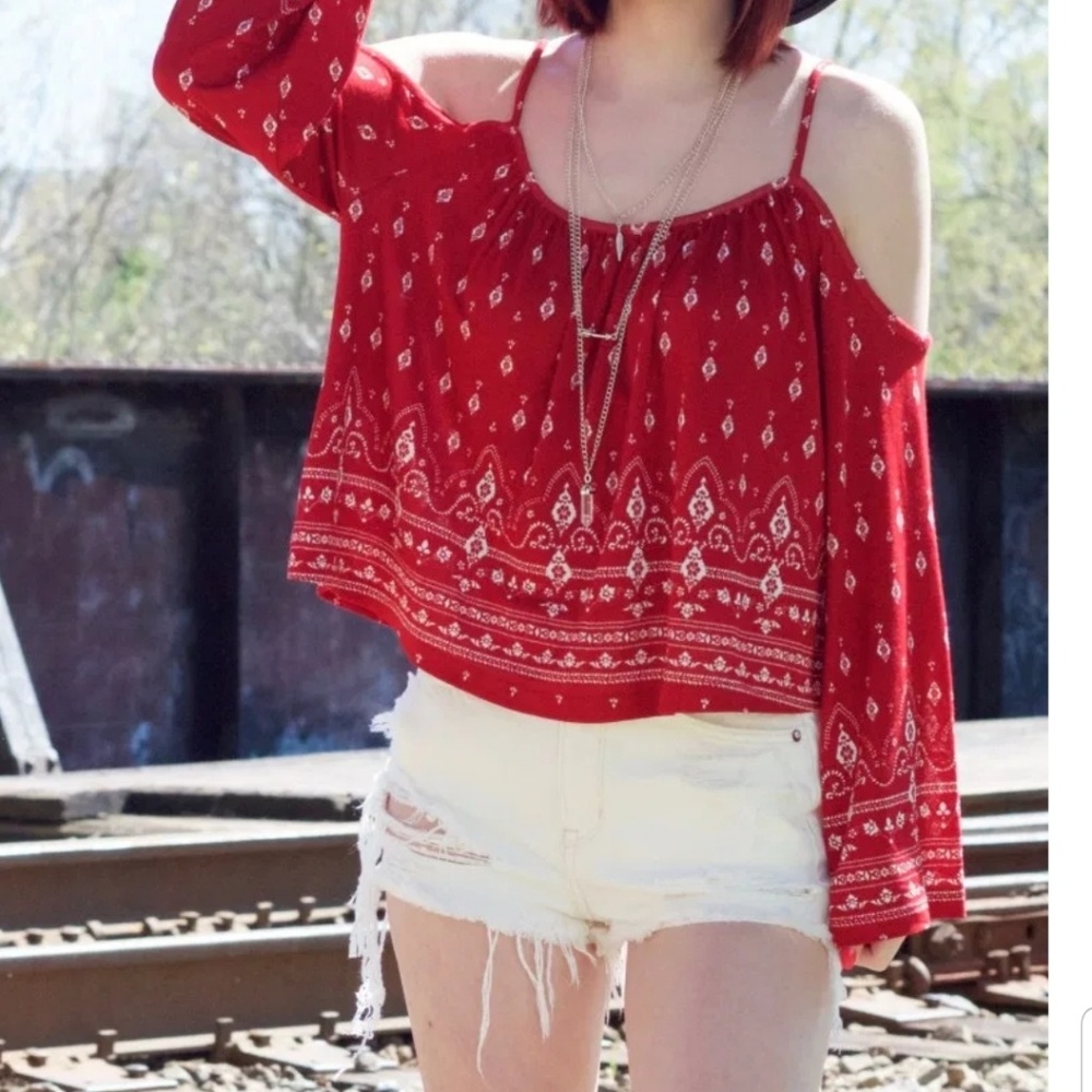 H&M Coachella Collection.  Cold Shoulder top.